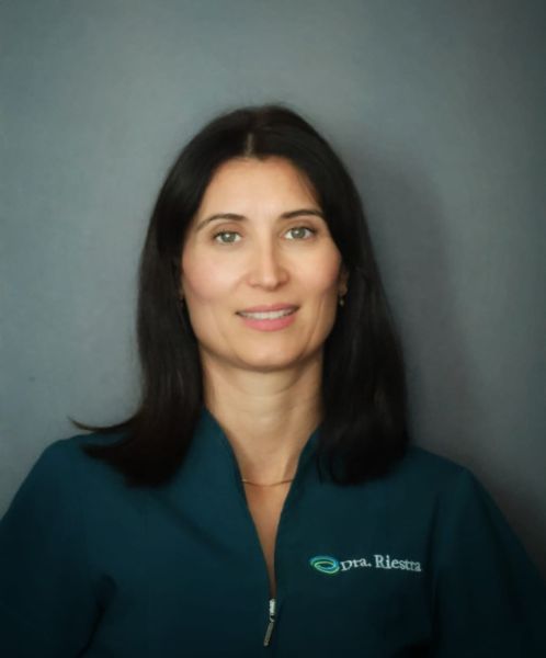 Dr. Riestra - Equipo Clinica Neodent